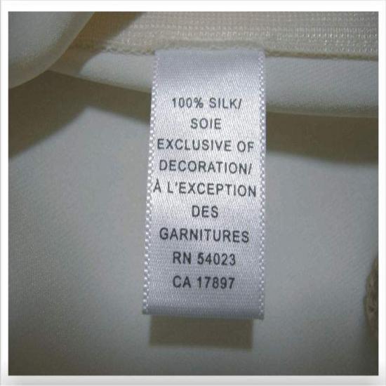 étiquettes de satin imprimées blanches pour le soin du lavage 