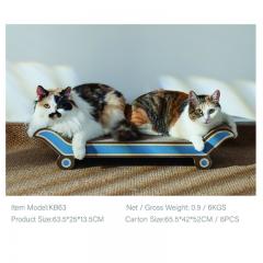 Le fauteuil lounge avec griffoir pour chat intégré au canapé est confortable toute l'année.